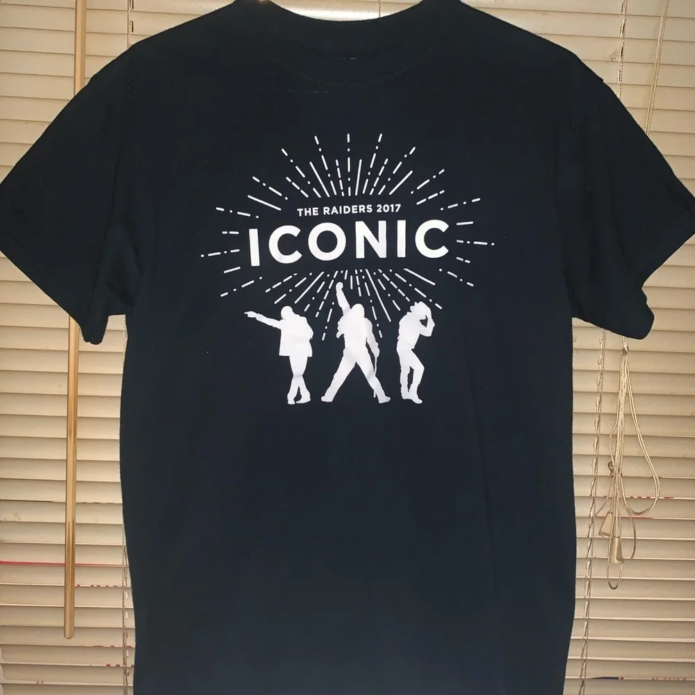 The Raiders 2017 Iconic concert tour double sided graphic T-shirt - Picture 6 of 6